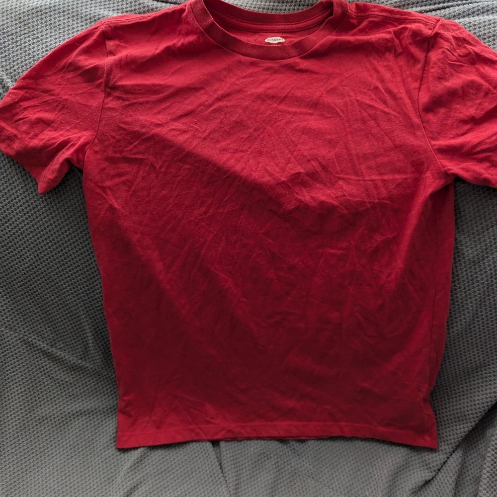 Boys size 14-16 T-shirts (3) - Picture 5 of 9